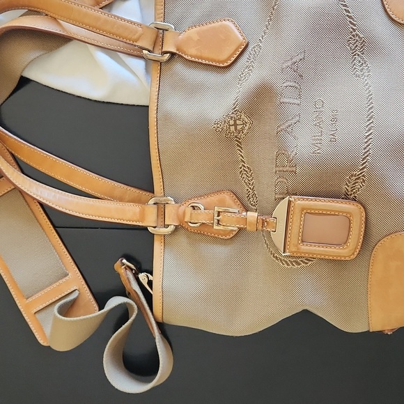 PRADA Purse - Picture 4 of 13